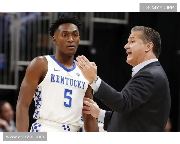 伊曼纽尔奎克利:篮球场上的闪耀新星与未来希望